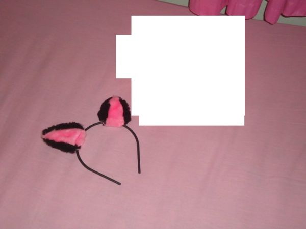Arquinho de Orelhinha de Neko Preto e Rosa